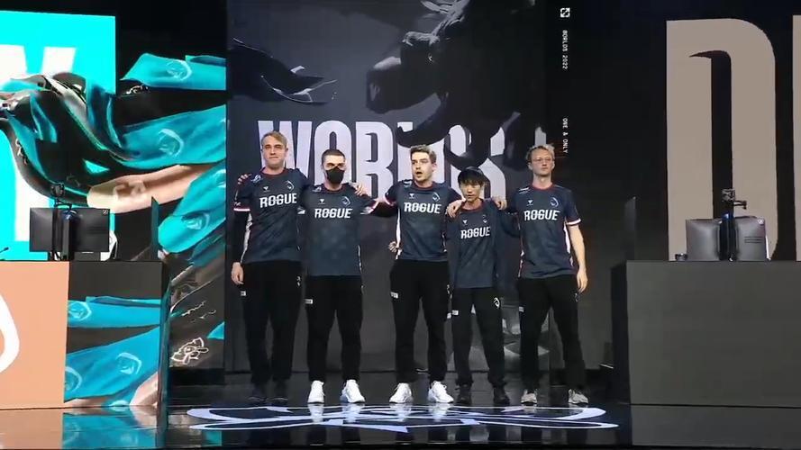 开云体育-C9教练压力巨大！，TheShy遭遇三持续失利全场沸腾不已-开云体育